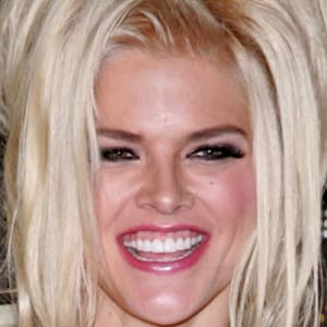 Anna Nicole Smith - Death, Daughter & Facts - Biography
