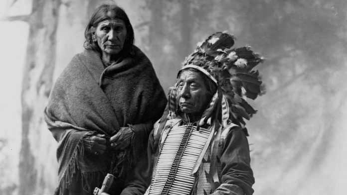 12 Important Native American Leaders